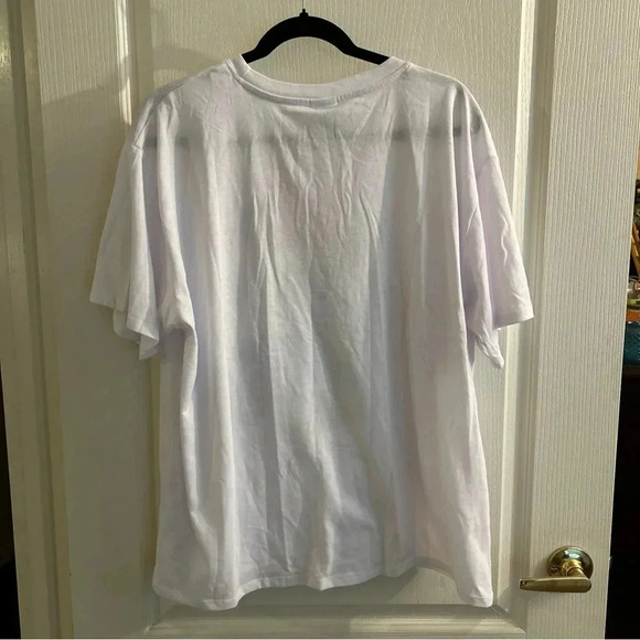 White Minnie mouse T-shirt with embroidered flowers size XXL NWT - Picture 4 of 4